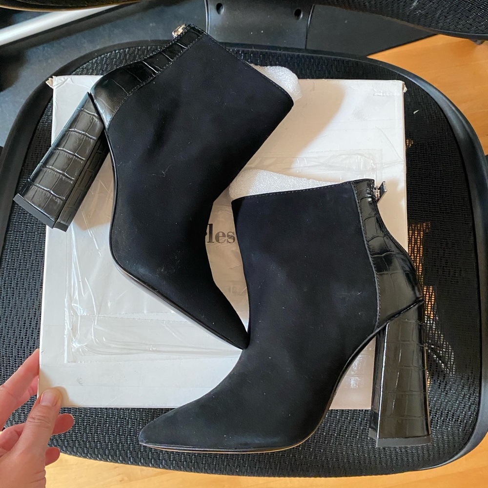 CHARLES DAVID Suede Ankle Heeled Booties